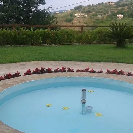 Liseda Oda ve Kahvaltı Castellabate