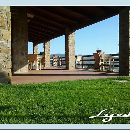 Oda ve Kahvaltı Liseda 4*