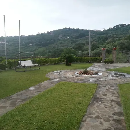 Liseda Oda ve Kahvaltı